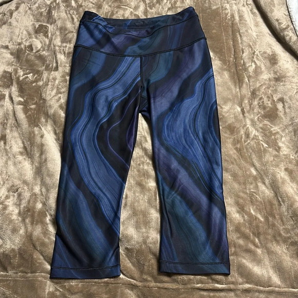 Athleta geode cropped leggings - Picture 1 of 6